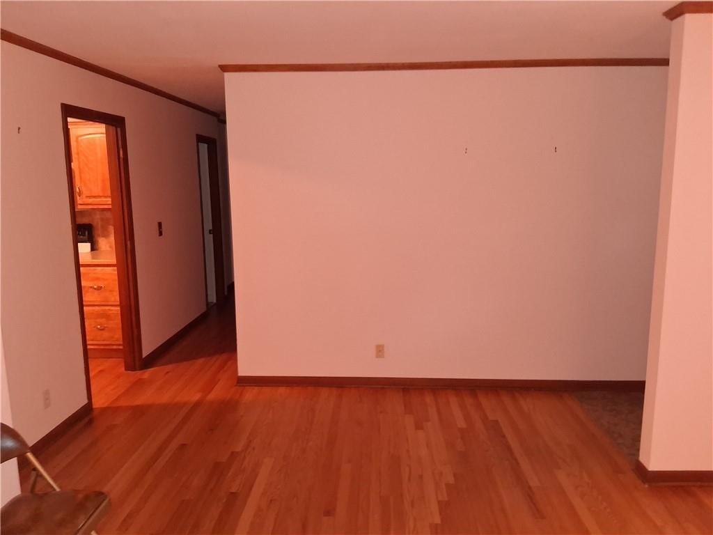 10004 Tracy Avenue — photo 14