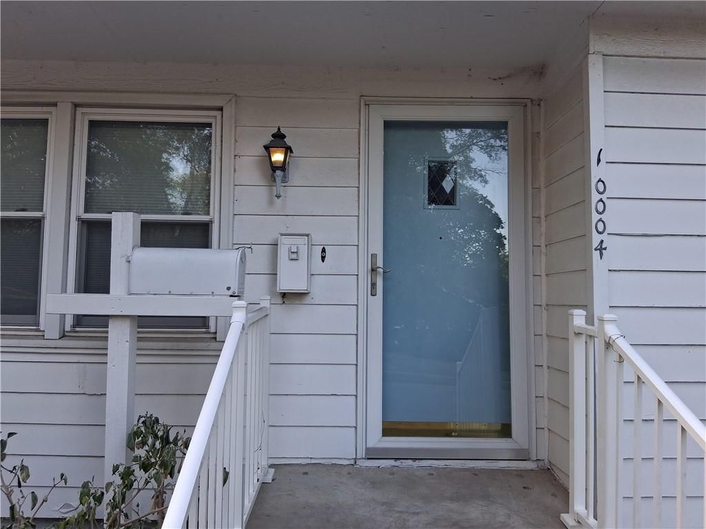 10004 Tracy Avenue — photo 3