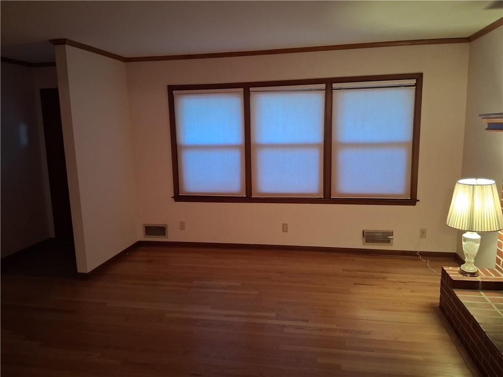 10004 Tracy Avenue — photo 9