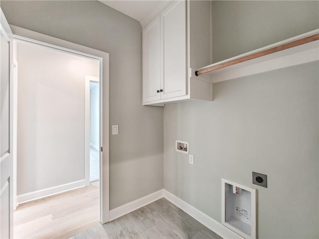 16979 S Cheshire Street — photo 29