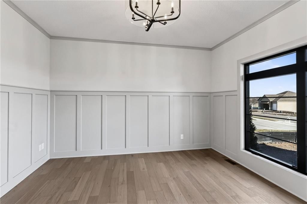 7616 N Booth Avenue — photo 5