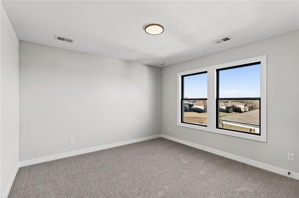 7616 N Booth Avenue — photo 50