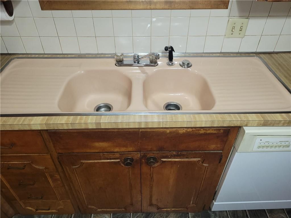 2000 S Vermont Avenue — photo 12