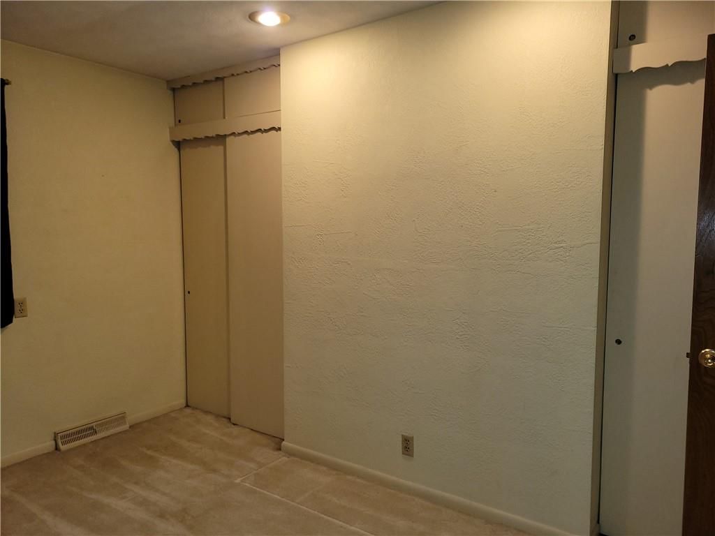 2000 S Vermont Avenue — photo 26