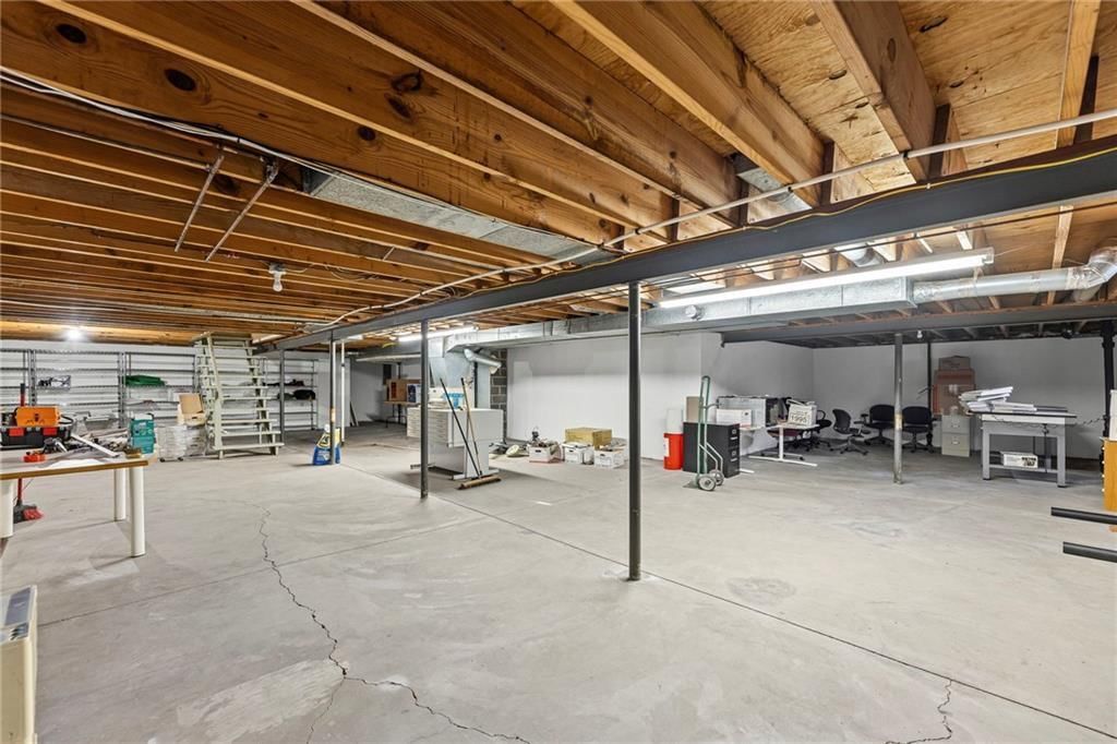 10201 Oakridge Drive — photo 63