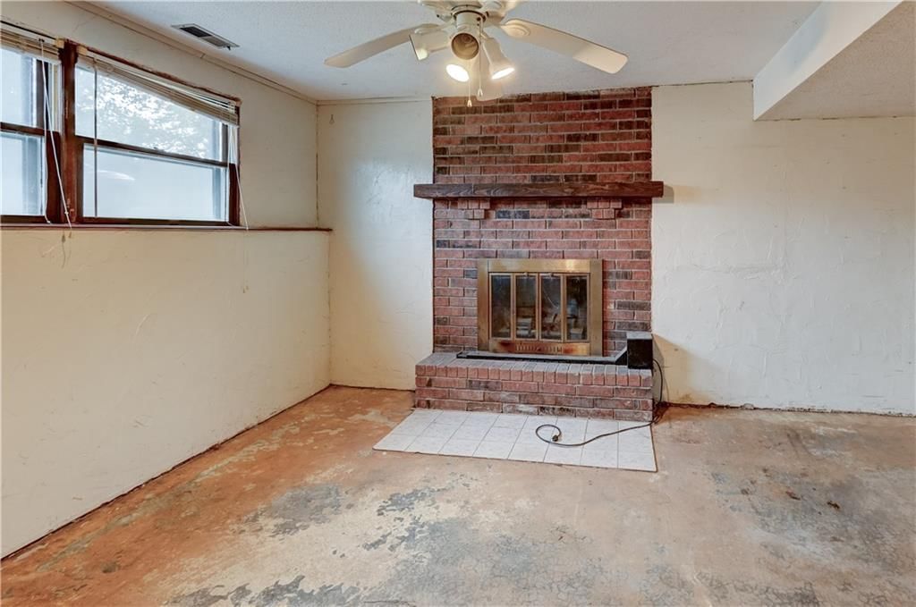 14831 Crystal Drive — photo 28
