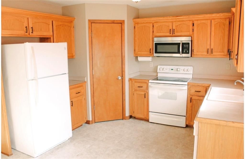 1708 Prairie Circle — photo 4