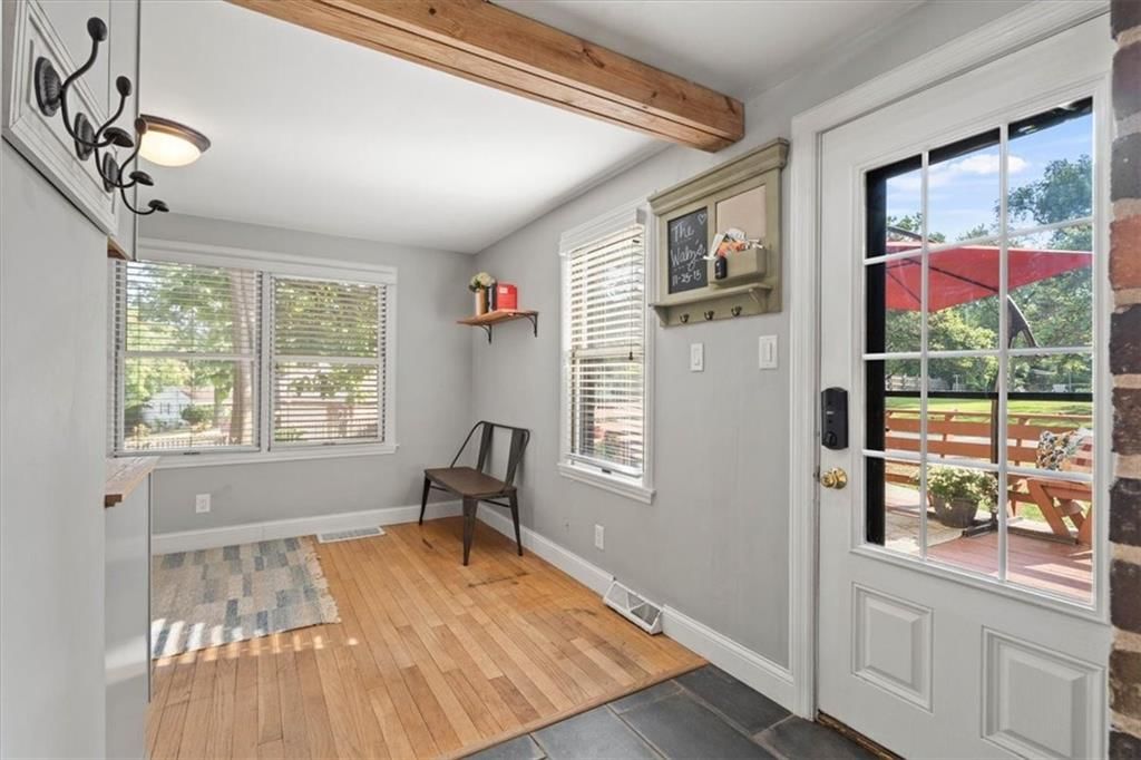 318 NW Briarcliff Road — photo 14