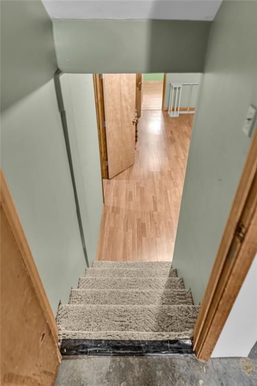 2556 Jasu Drive — photo 30