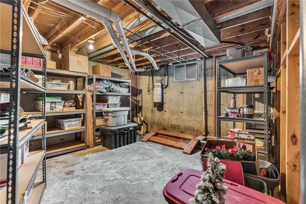 2556 Jasu Drive — photo 33