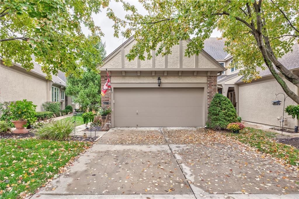 14306 Russell Street — photo 3