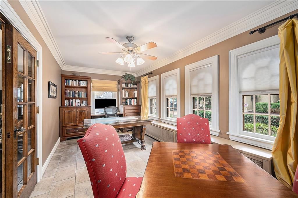 638 W 67th Street — photo 11