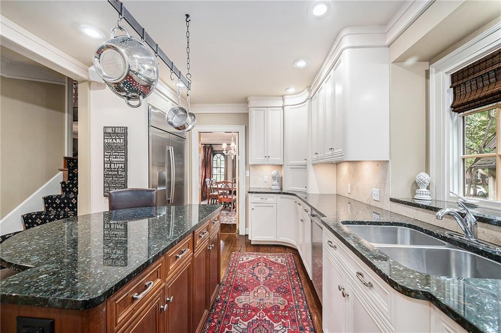 638 W 67th Street — photo 14
