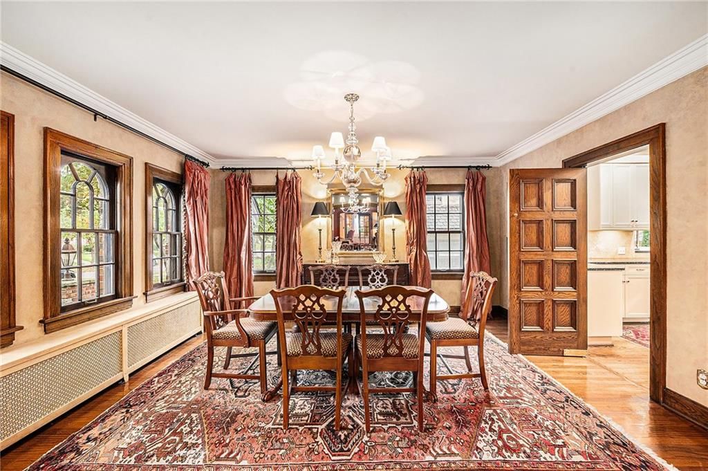 638 W 67th Street — photo 16