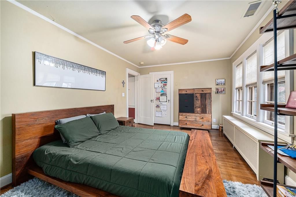 638 W 67th Street — photo 29