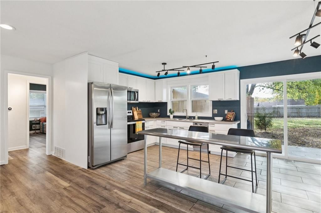315 NE Forest Avenue — photo 11