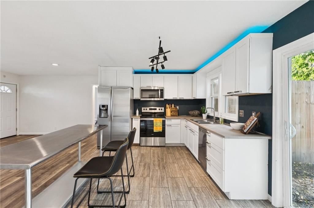 315 NE Forest Avenue — photo 18