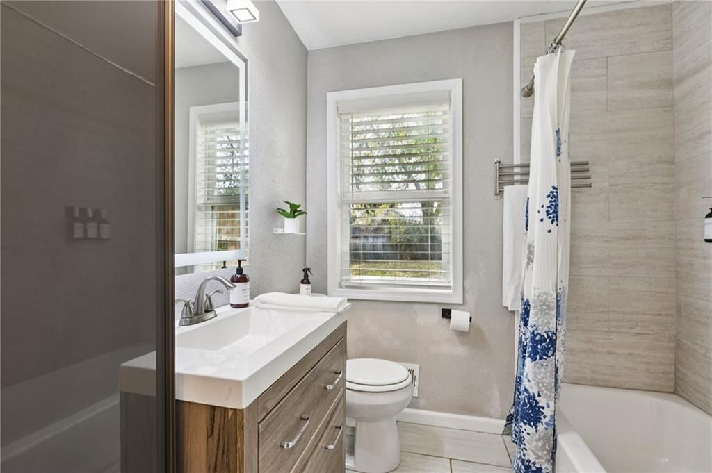 315 NE Forest Avenue — photo 21