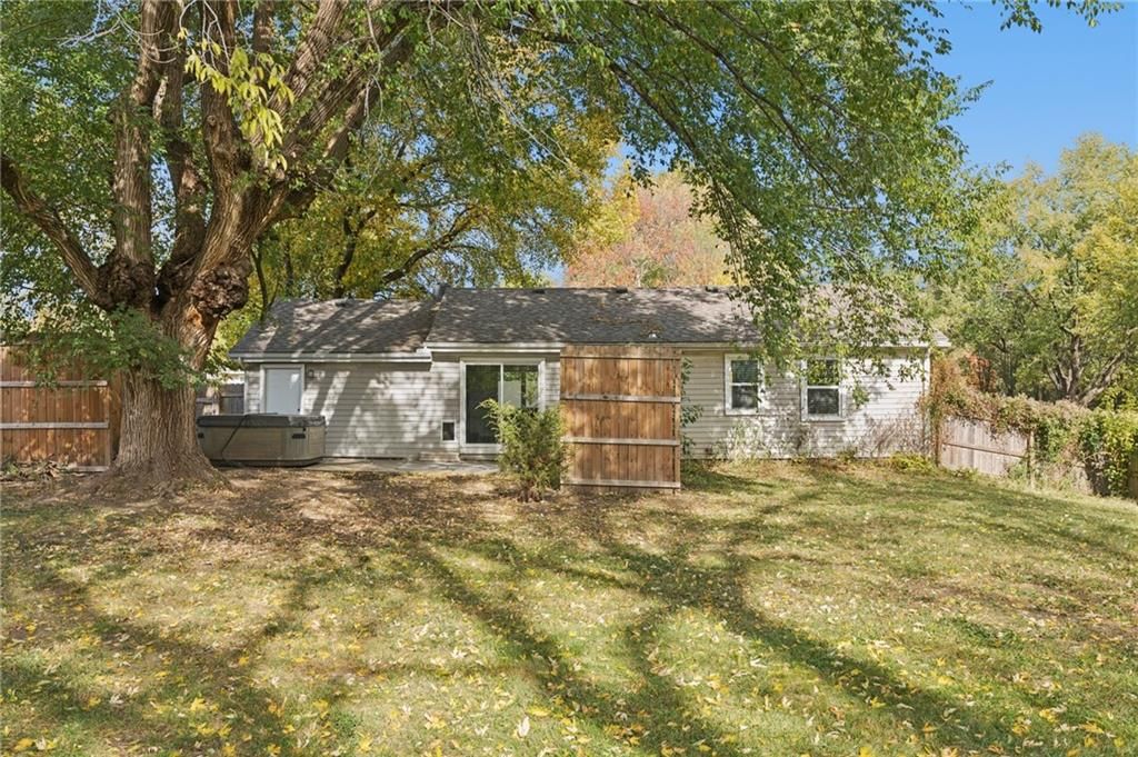 315 NE Forest Avenue — photo 33