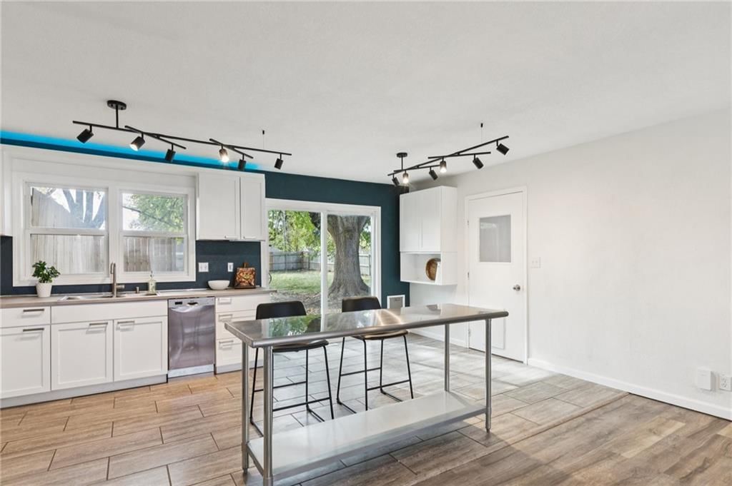 315 NE Forest Avenue — photo 10