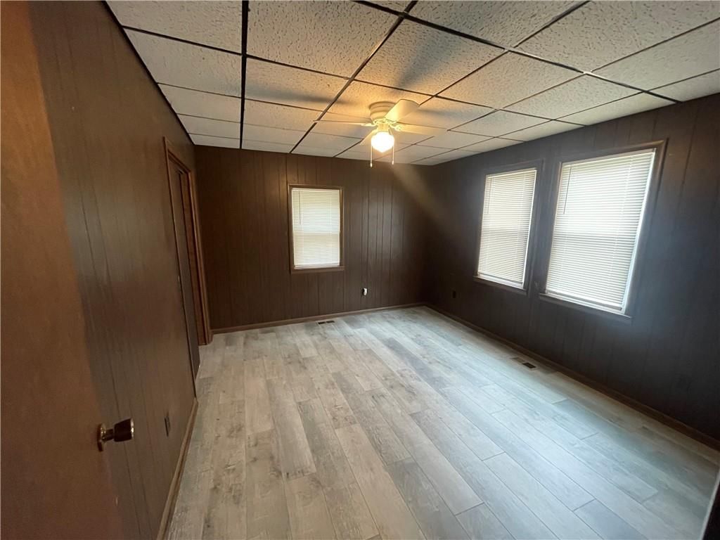 106 E Carlton Street — photo 11