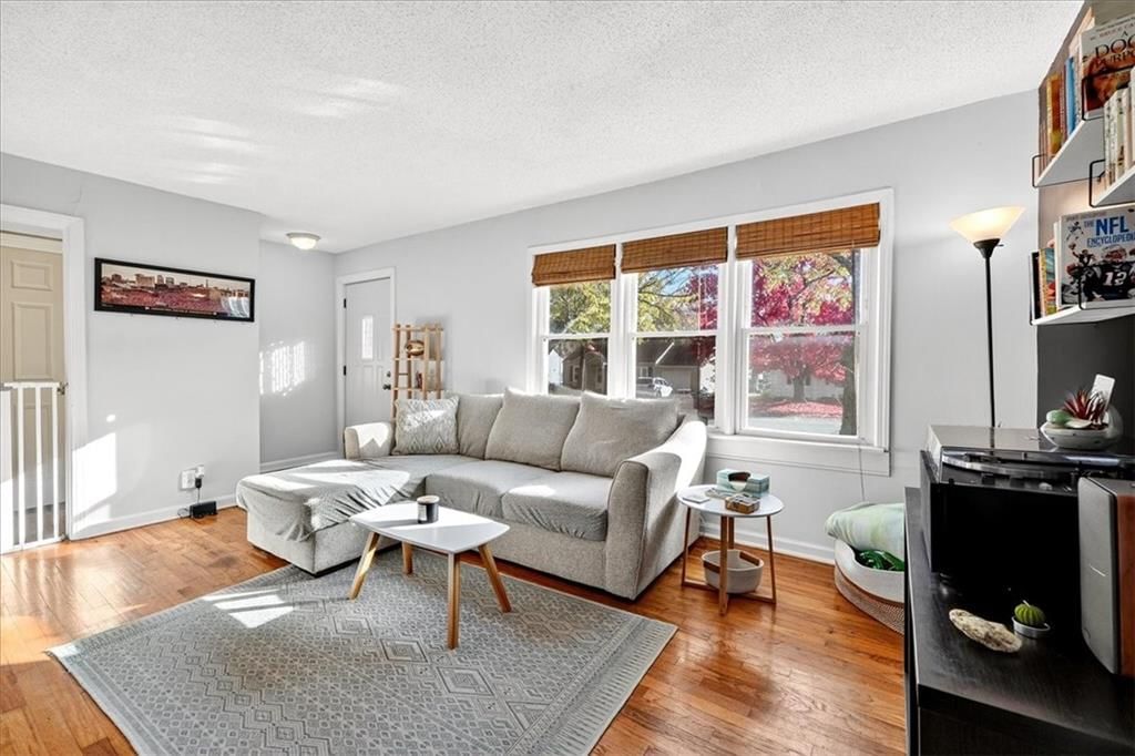 1100 E Cedar Street — photo 4