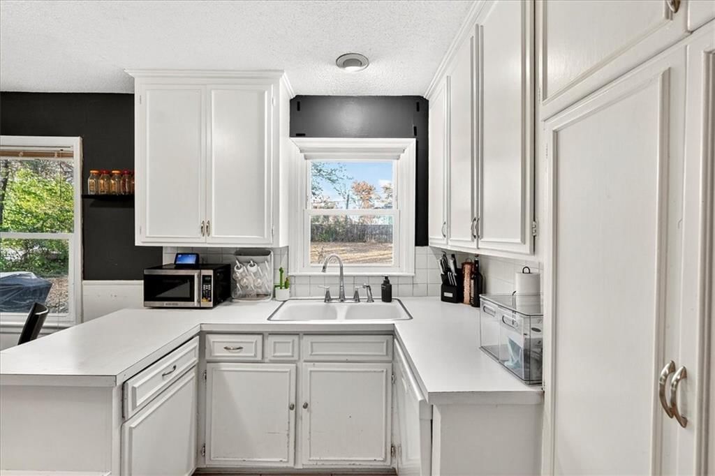 1100 E Cedar Street — photo 6