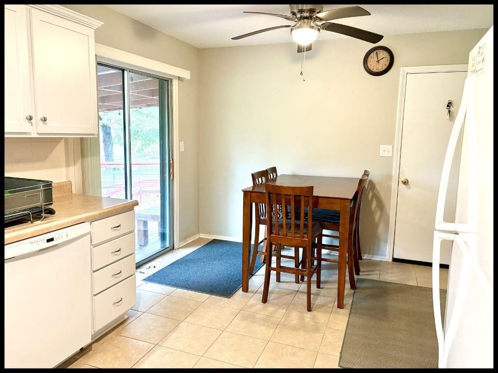 2910 Westlake Drive — photo 9
