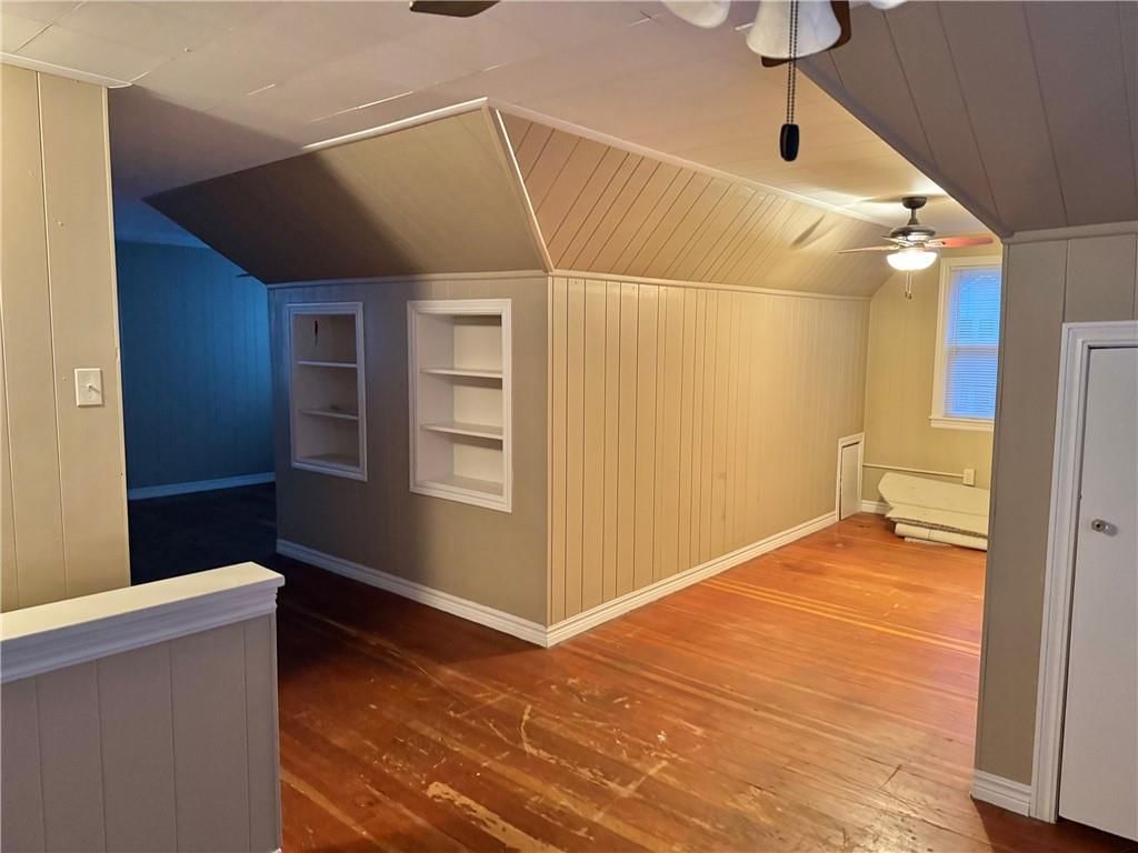 1911 S Locust Street — photo 21
