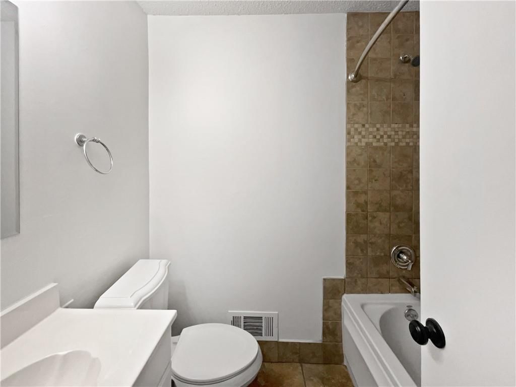 1206 Sycamore Street — photo 7