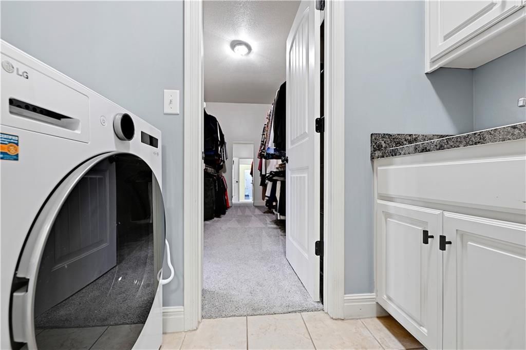 10939 S Carbondale Street — photo 32