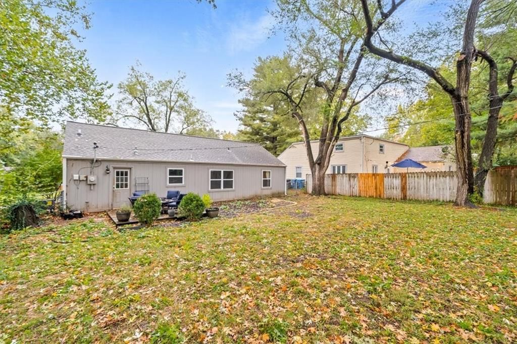 7632 Rainbow Drive — photo 13