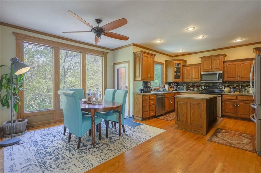 9001 N MANNING Avenue — photo 8