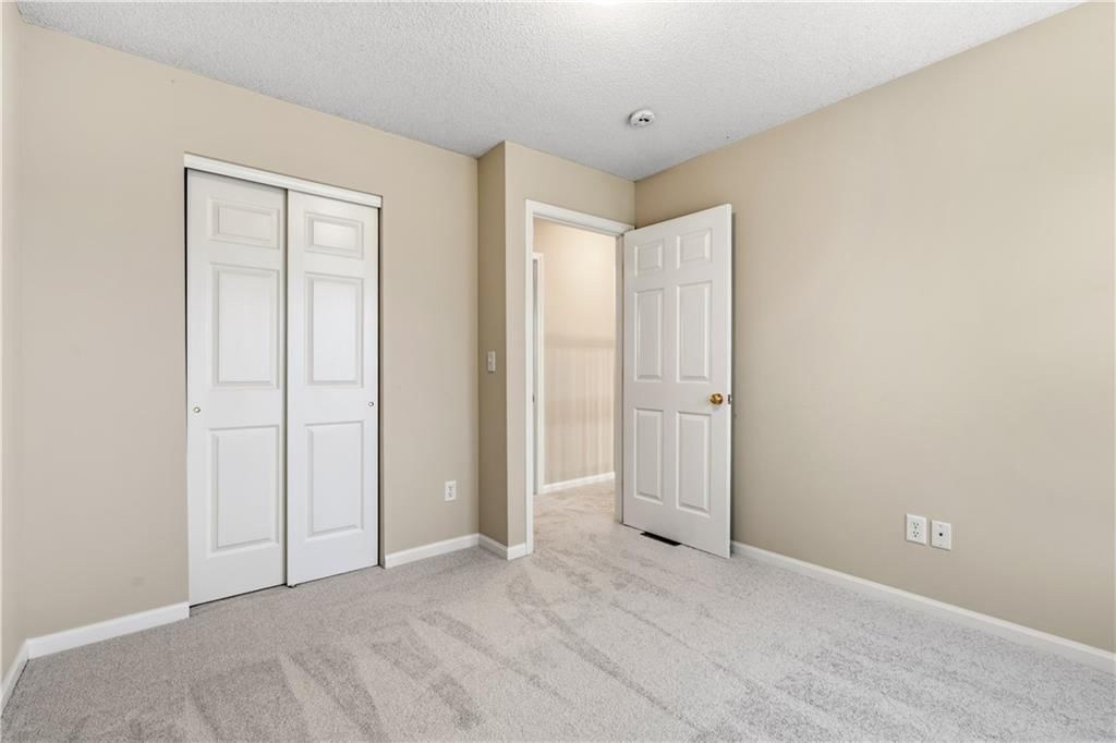 1864 W Concord Drive — photo 28