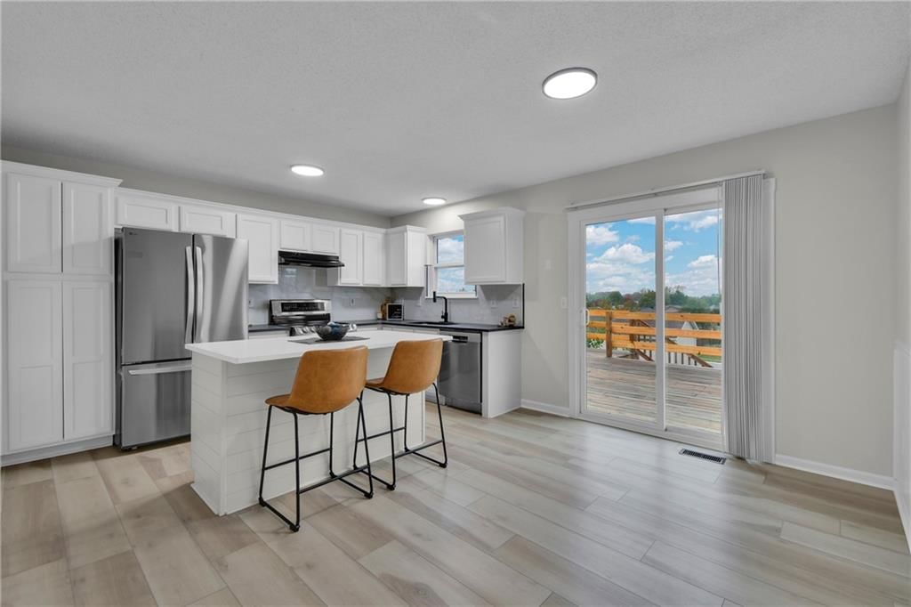 218 NW 113th Street — photo 11