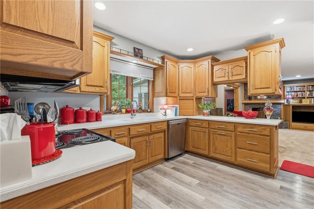4301 S Briarcliff Avenue — photo 18