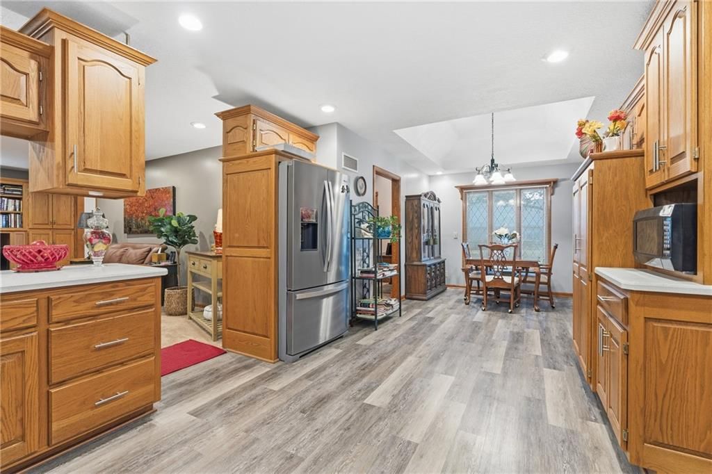 4301 S Briarcliff Avenue — photo 20