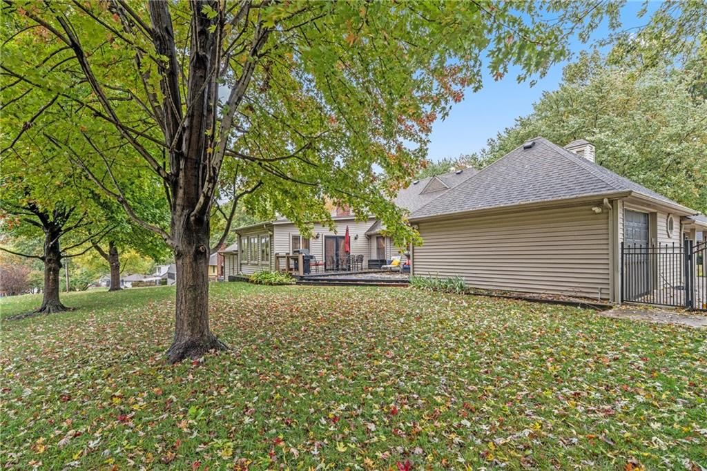 4301 S Briarcliff Avenue — photo 35
