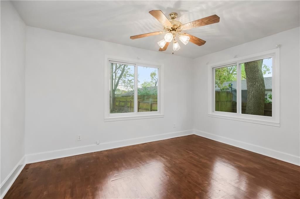 513 E Poplar Street — photo 14