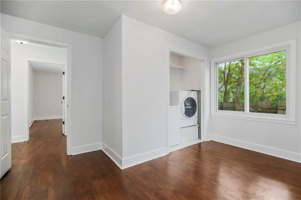 513 E Poplar Street — photo 10