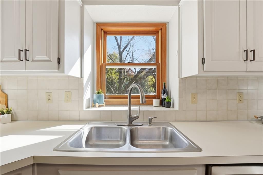 12021 S Hagan Street — photo 10