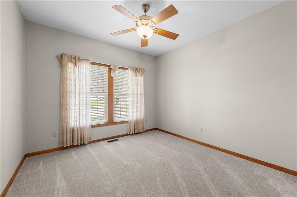 1123 SW Hoke Drive — photo 21
