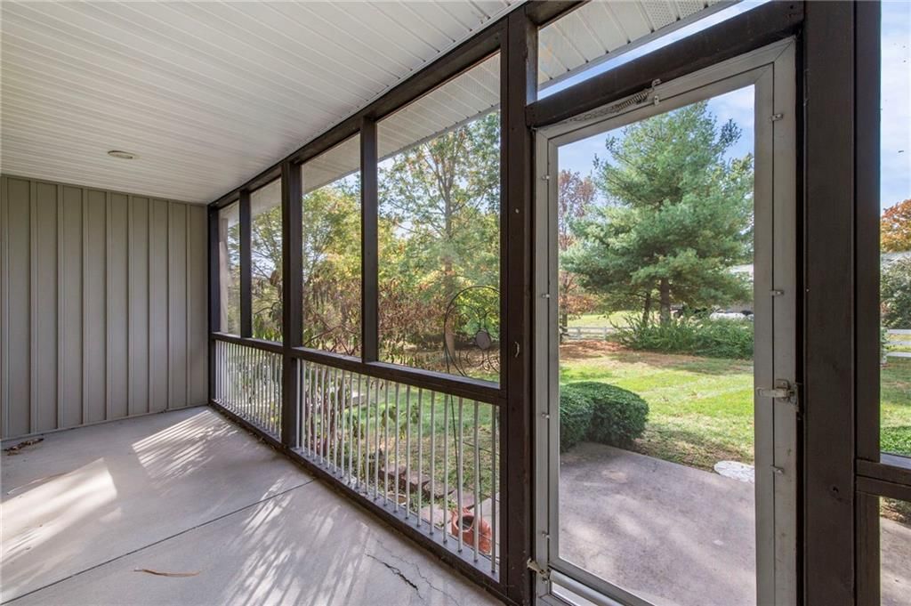1123 SW Hoke Drive — photo 26