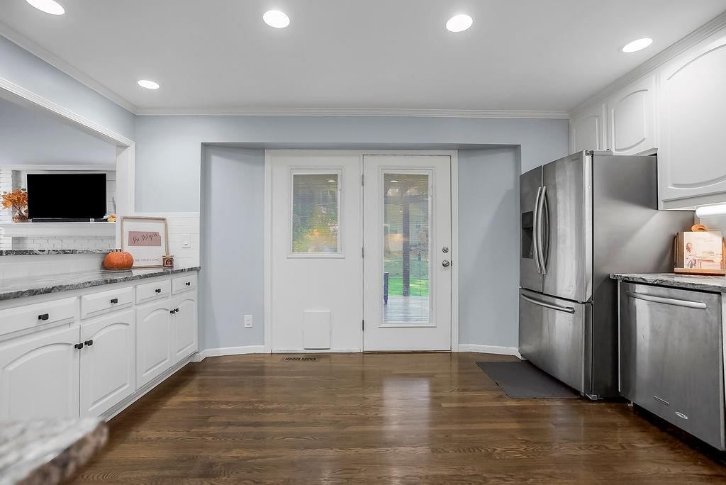 12207 W 101ST Terrace — photo 11