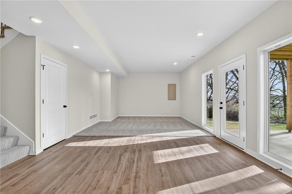 1336 N Holland Drive — photo 34