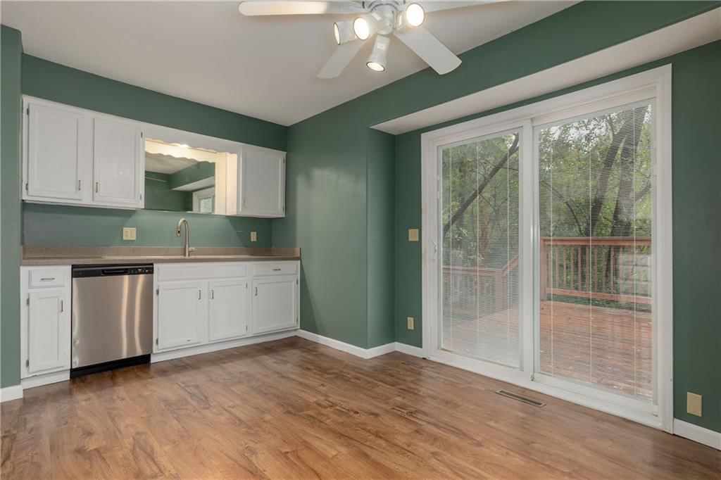 9664 Roe Avenue — photo 13