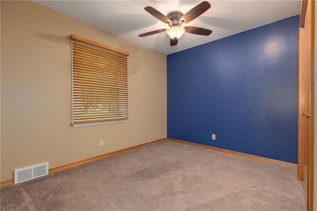 9664 Roe Avenue — photo 20