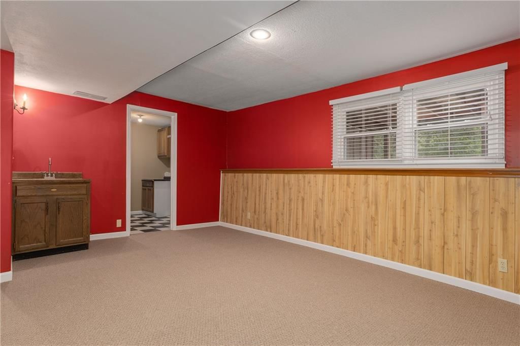 9664 Roe Avenue — photo 26