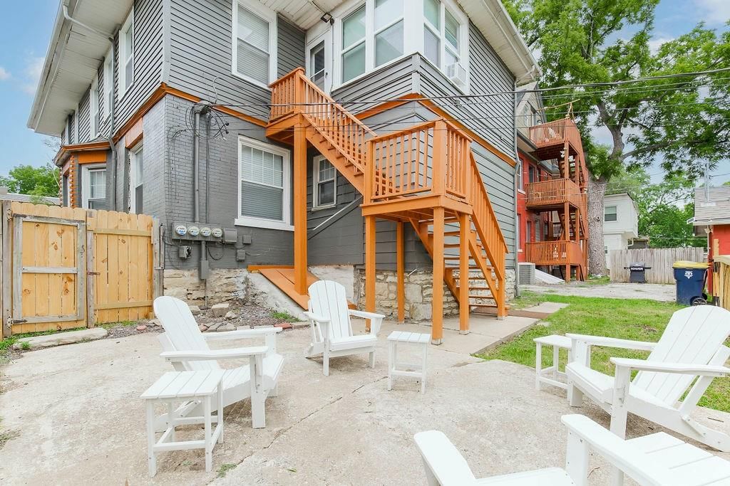 3951 Warwick Street — photo 7