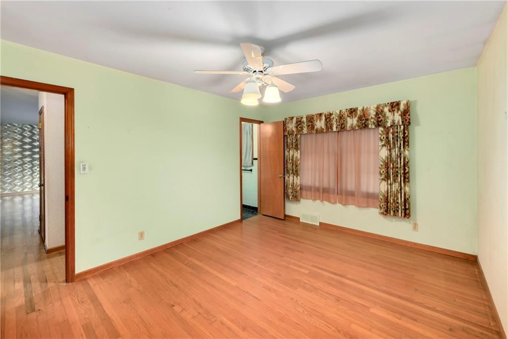 1326 E 126th Street — photo 15